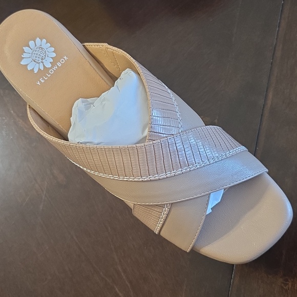 Yellow Box Midnight Motive Shoes Sizev8.5 Taupe - Picture 2 of 5